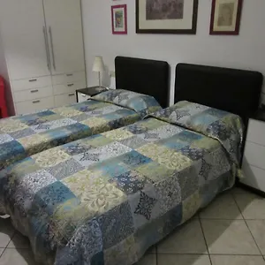 Habitación en casa particular Nenna, Olbia